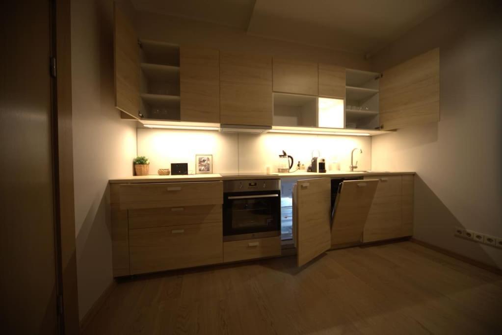 Appartement 3 Bedroom In The Old/t Riga